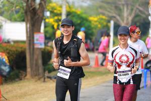 BIB: 41095, 42988
                            <button type="button" onclick="openModal(9909685)" class="btn btn-primary btn-sm float-right btn-popup" data-toggle="modal" data-target=".modal-high-quality">
                        <i class="fas fa-shopping-cart"></i> Add to Cart
                    </button>
                                            <button type="button" onclick="isThisMe(9909685, true)" class="btn btn-success btn-sm float-right btn-popup btn-isme hidden" data-toggle="tooltip" data-placement="bottom" title="นี่คือรูปของคุณใช่ไหม คลิกที่นี่เพื่อเอาเข้าอัลบั้ม">
                        <i class="fas fa-plus"></i> Add to album
                    </button>
                    <button type="button" onclick="isThisMe(9909685, false)" class="btn btn-warning btn-sm float-right btn-popup btn-isnotme hidden">
                        <i class="fas fa-ban"></i> Remove from album
                    </button>